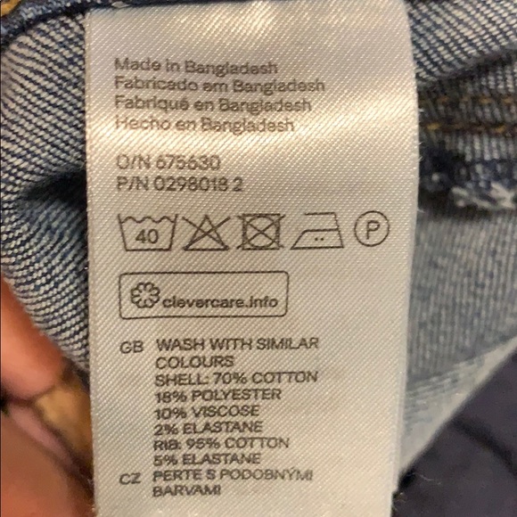 Maternity H&M distressed Jeans SZ 6 - Picture 7 of 8